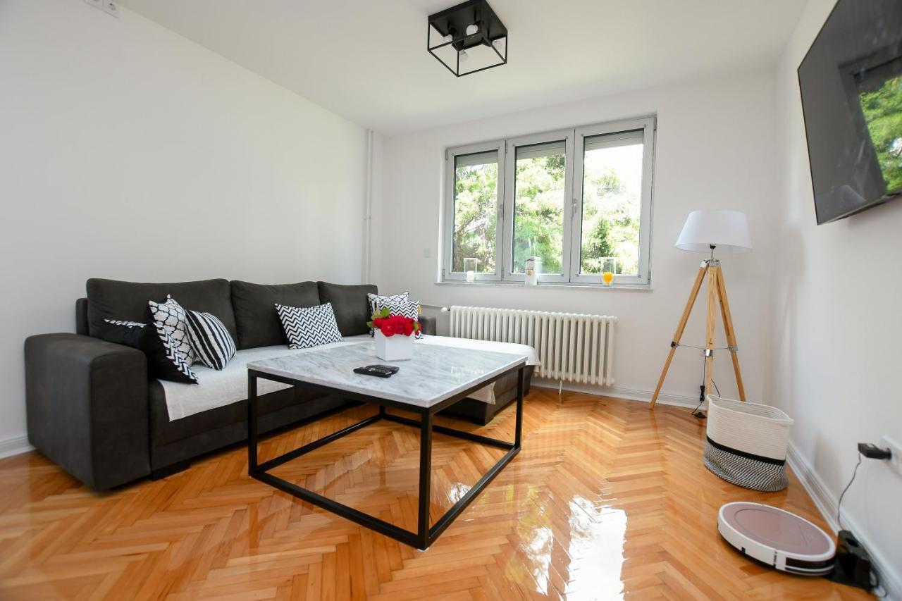 Pavlovic Apartament Cladova
